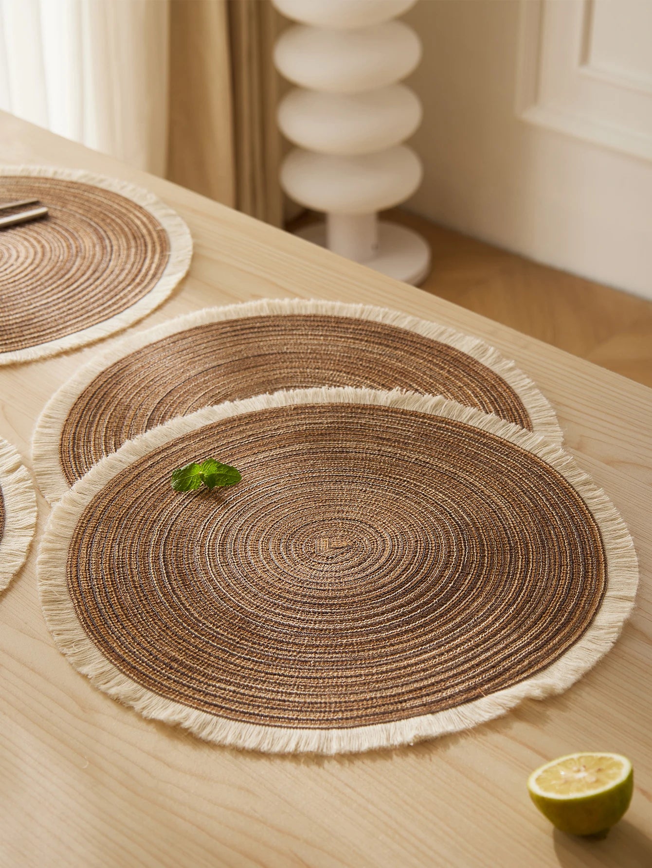 Set de 4 Individuales con Flecos – Color Café
